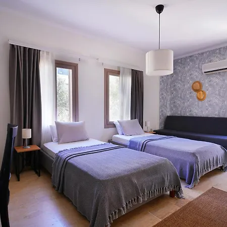 ホテル Kalkan Ayapa